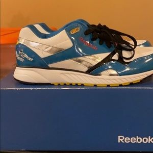 Reebok Blaze Voltron size 9 in box